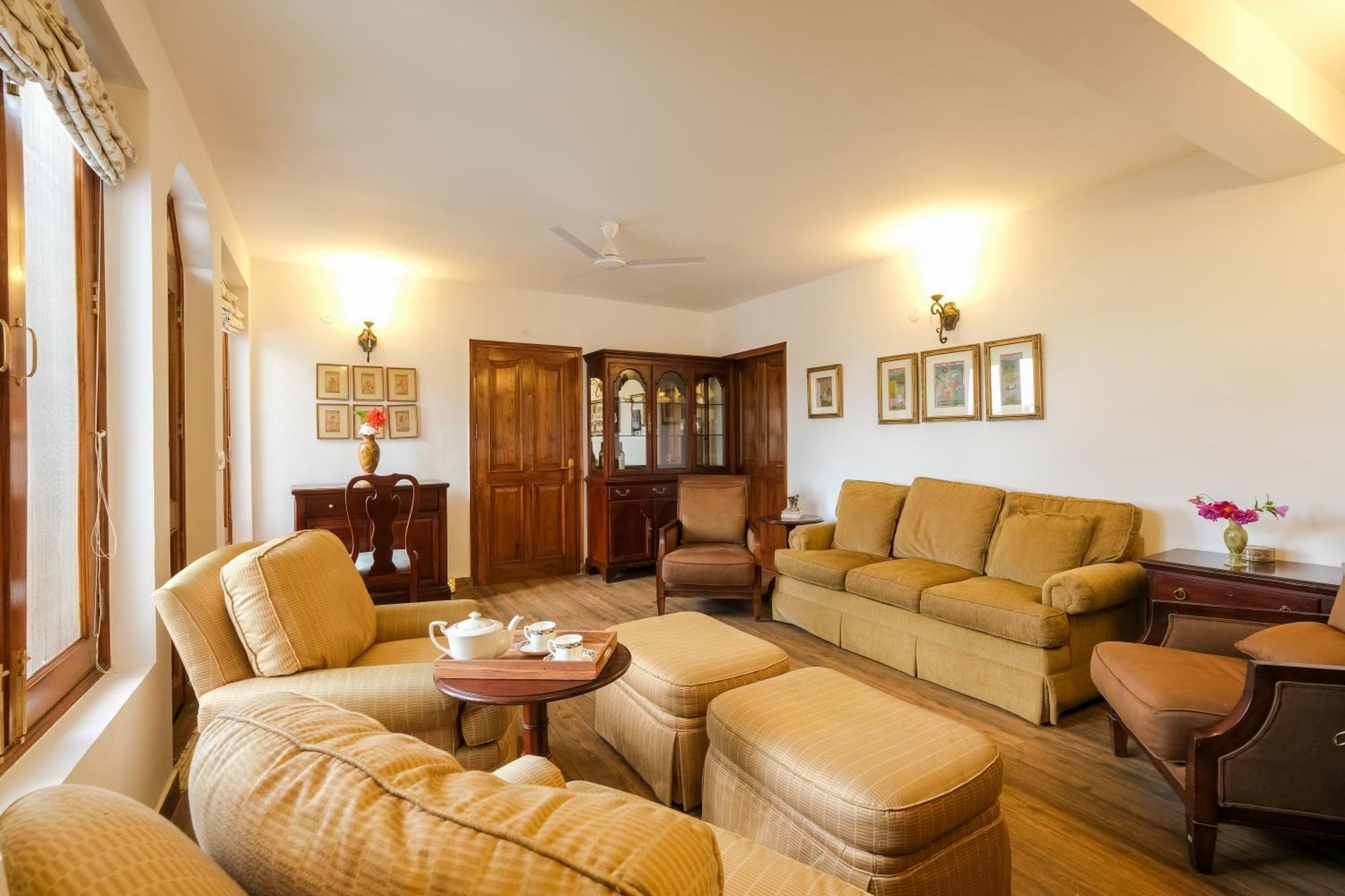 Jhs Estate By Just Homestay Массури Экстерьер фото