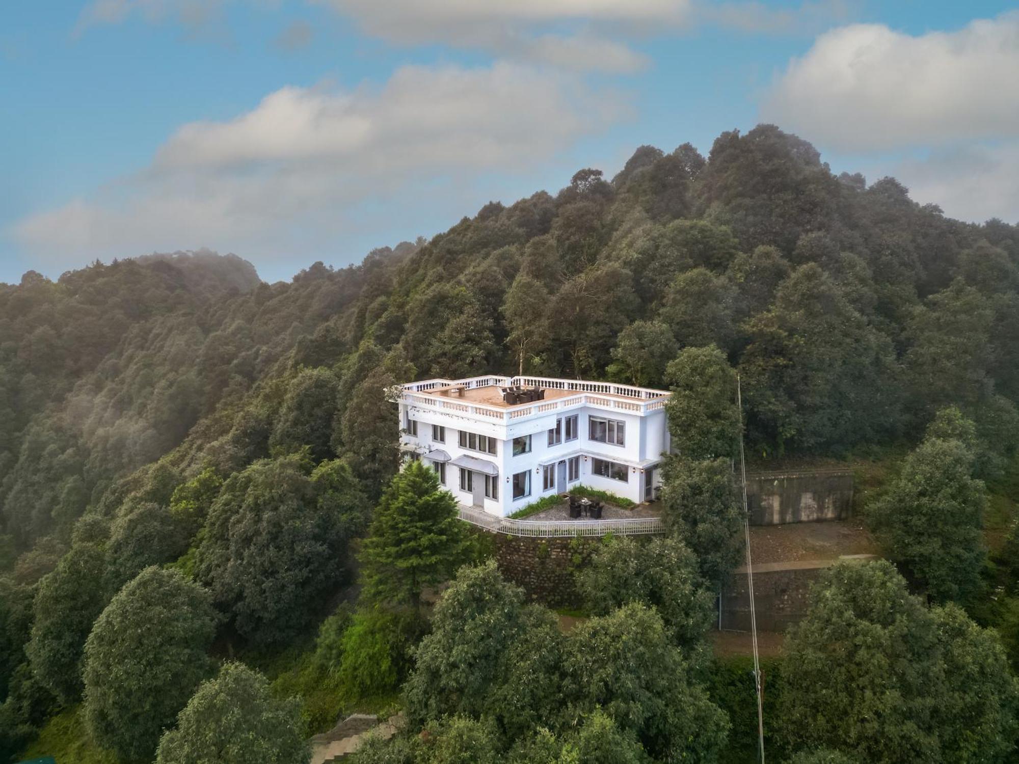 Jhs Estate By Just Homestay Массури Экстерьер фото