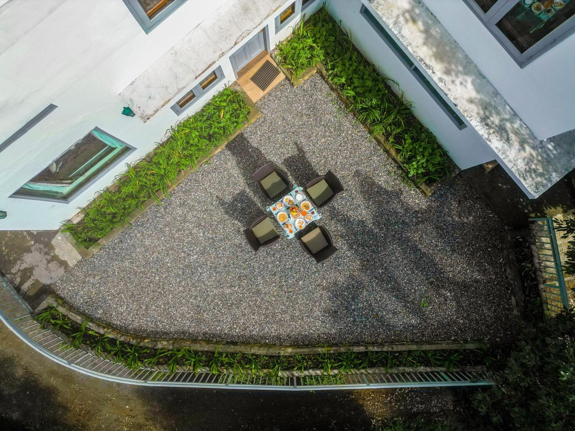 Jhs Estate By Just Homestay Массури Экстерьер фото